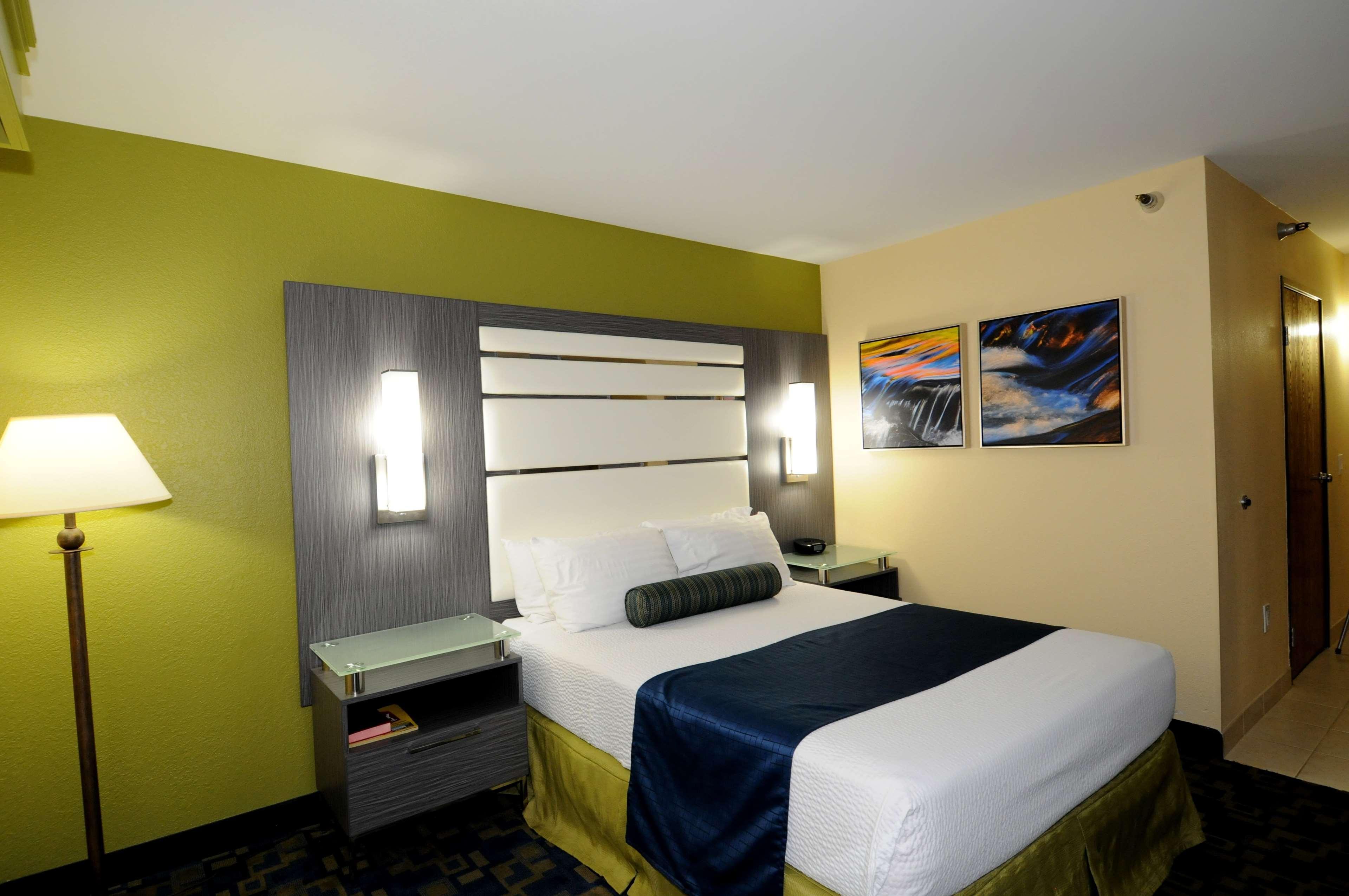 Best Western Antelope Inn & Suites Red Bluff Extérieur photo