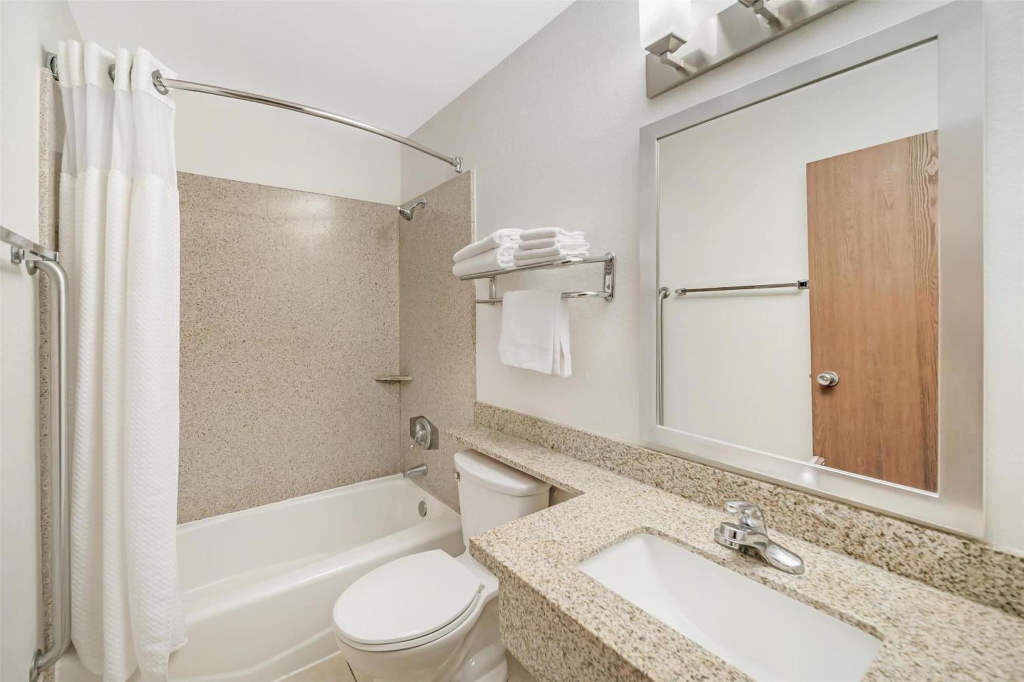 Best Western Antelope Inn & Suites Red Bluff Extérieur photo